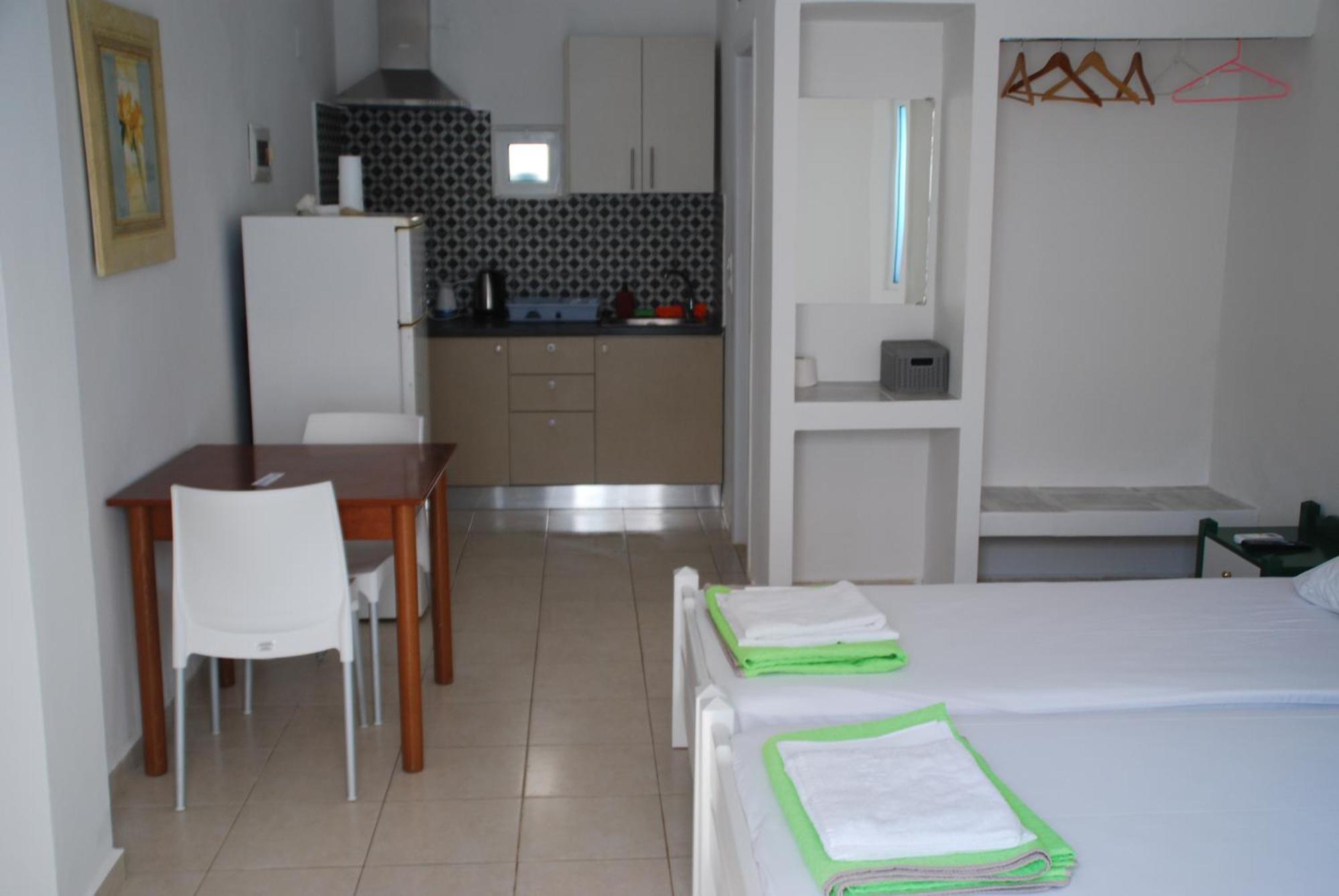Soula Appartments Makrýgialos Exteriér fotografie