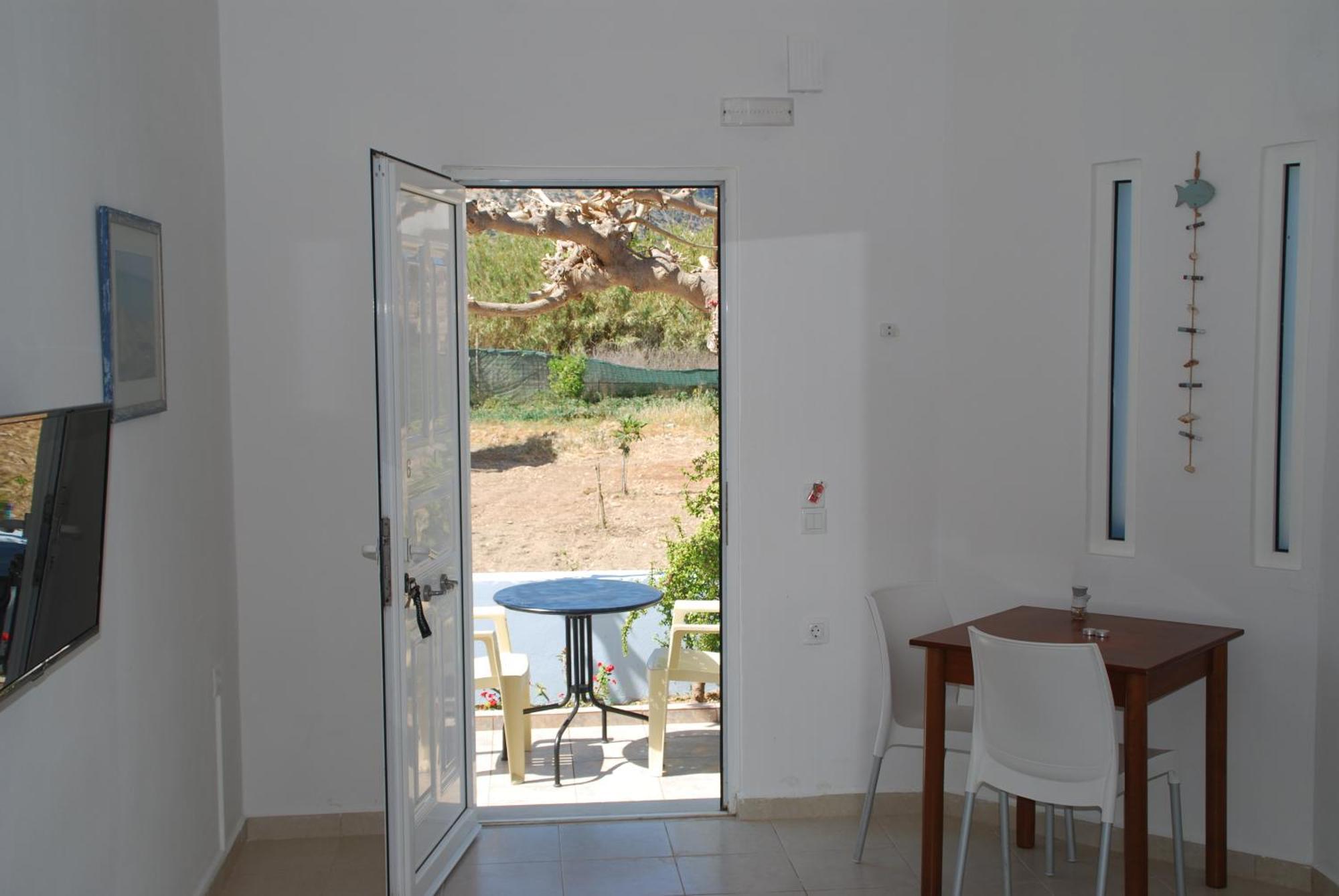 Soula Appartments Makrýgialos Exteriér fotografie