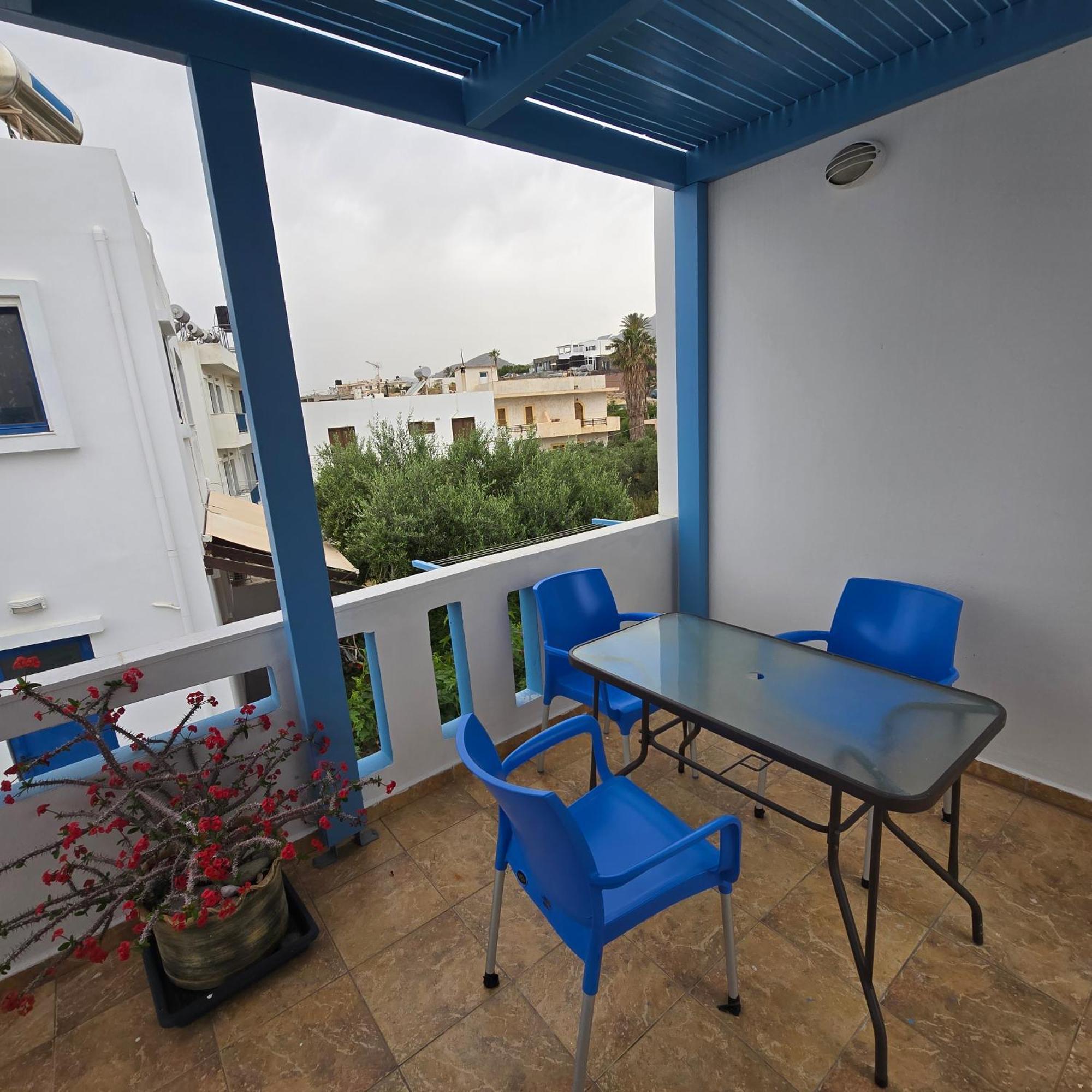 Soula Appartments Makrýgialos Pokoj fotografie
