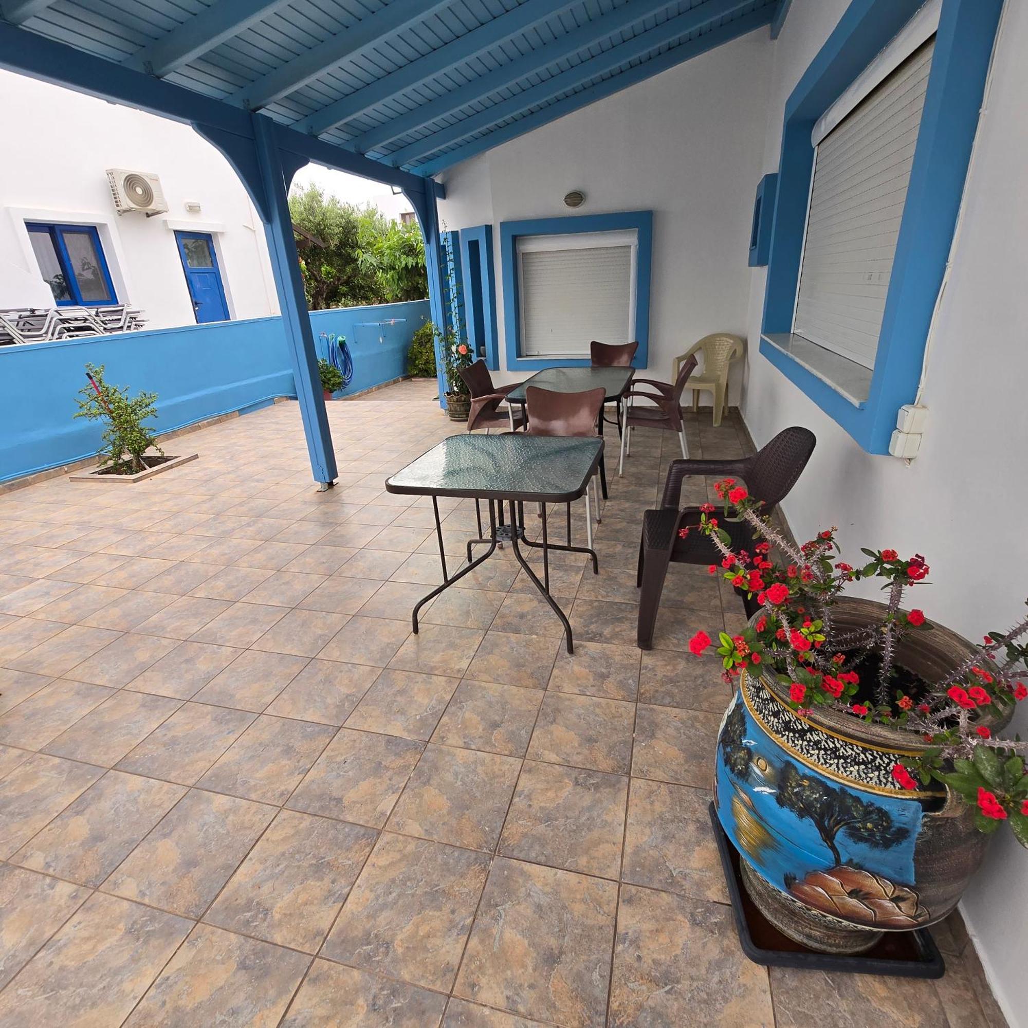 Soula Appartments Makrýgialos Pokoj fotografie